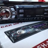 Casetofon MP3 auto DEH-1280